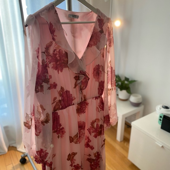 NEW never worn dress. Modest floral Suzy dress 12 - Picture 3 of 4
